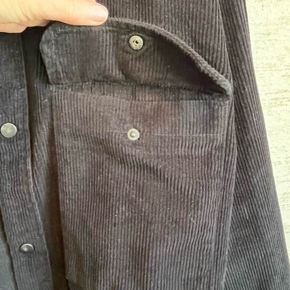 NWT Corduroy Shacket Snap Up Black Front Pockets Oversized Fit No Boundaries - Picture 7 of 15